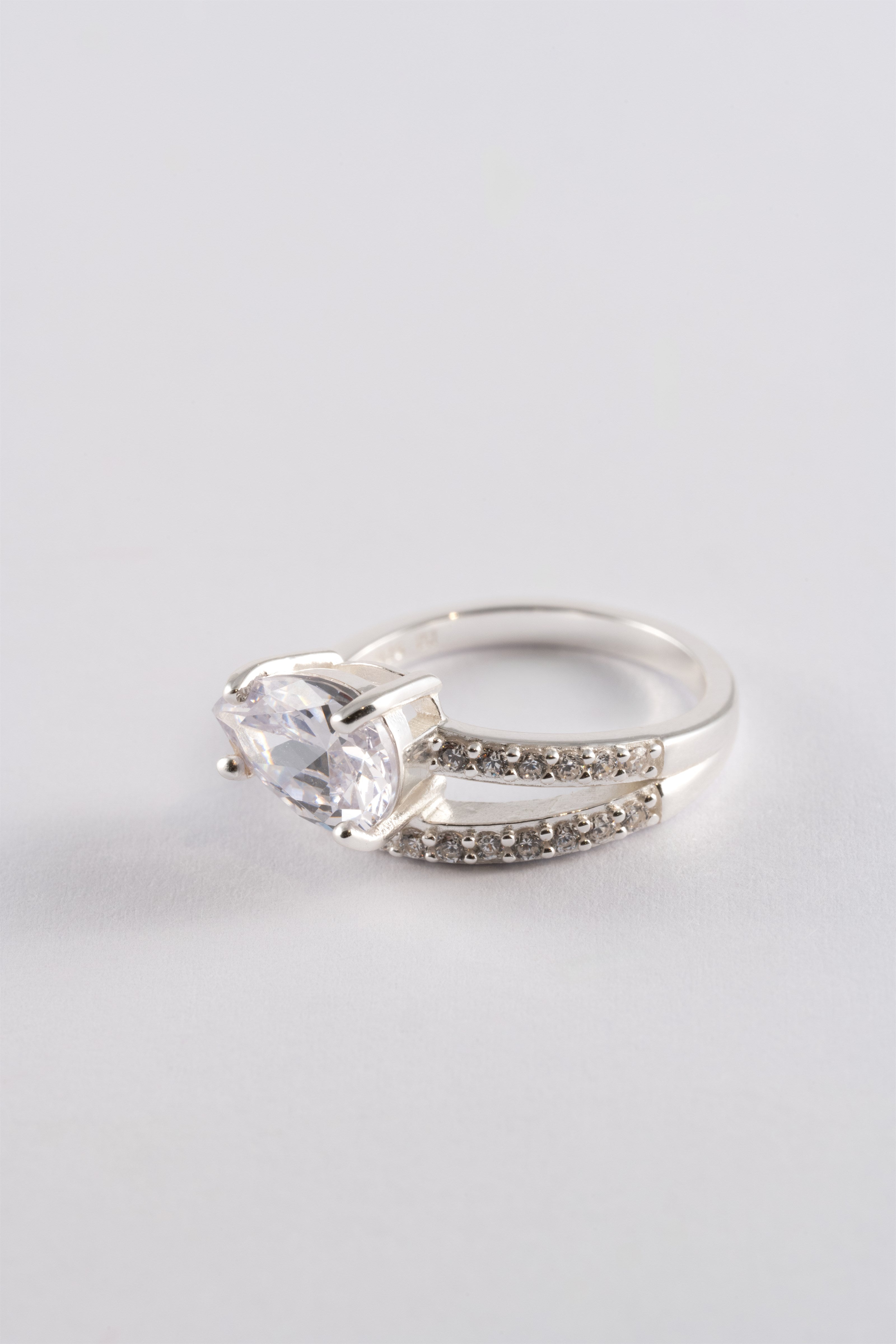 103276_3.jpg