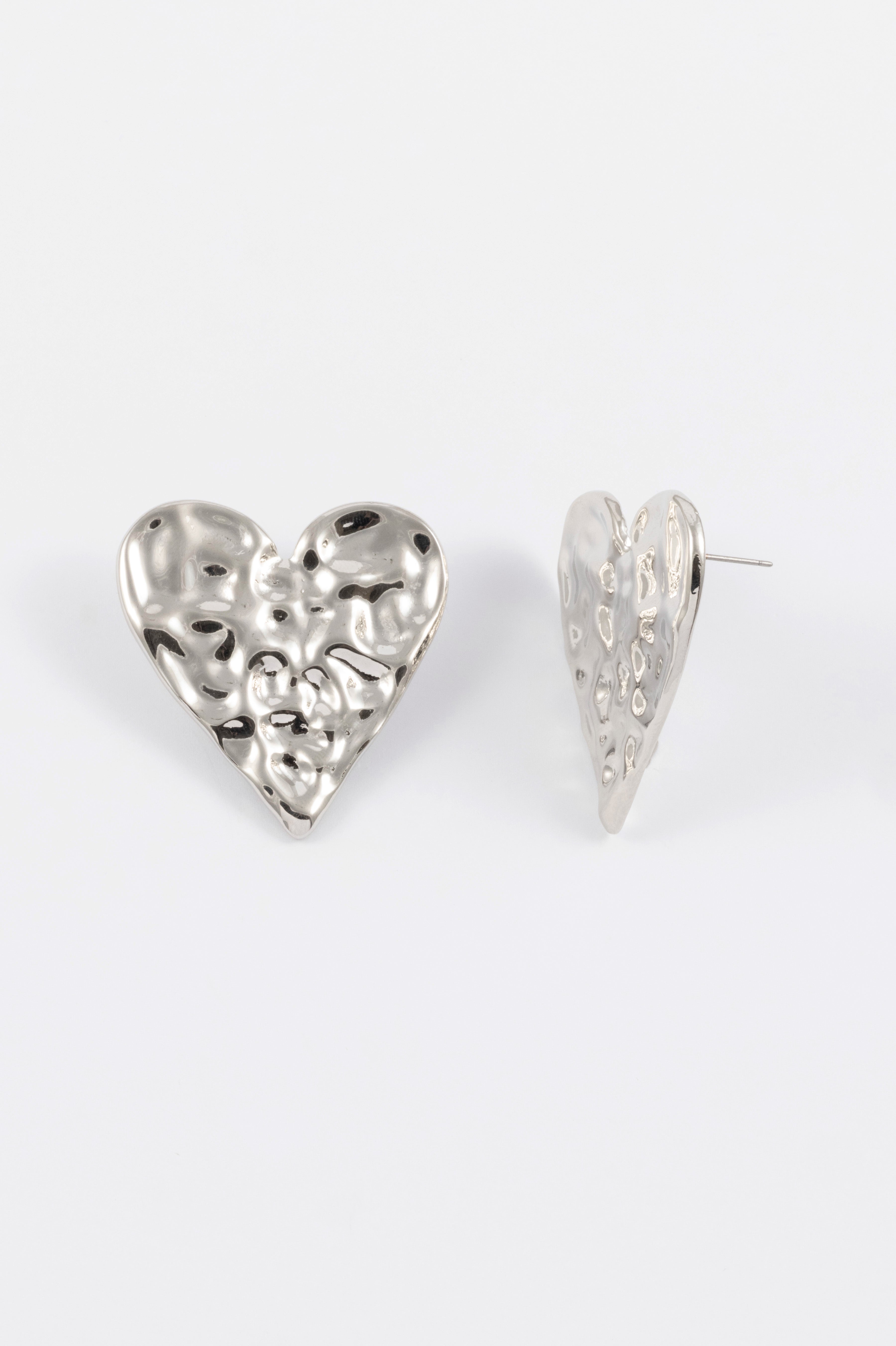 SILVER MOLTEN HEART STUD EARRING