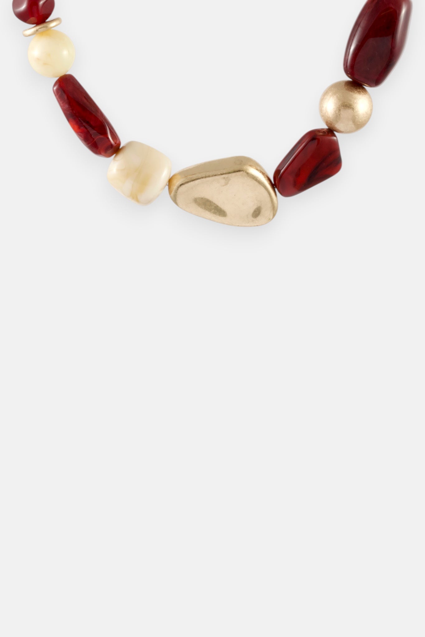 BURGUNDY MIX SHORT BEADED NECKLACE